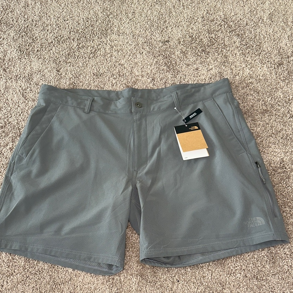 The North Face Men's Rolling Sun Short